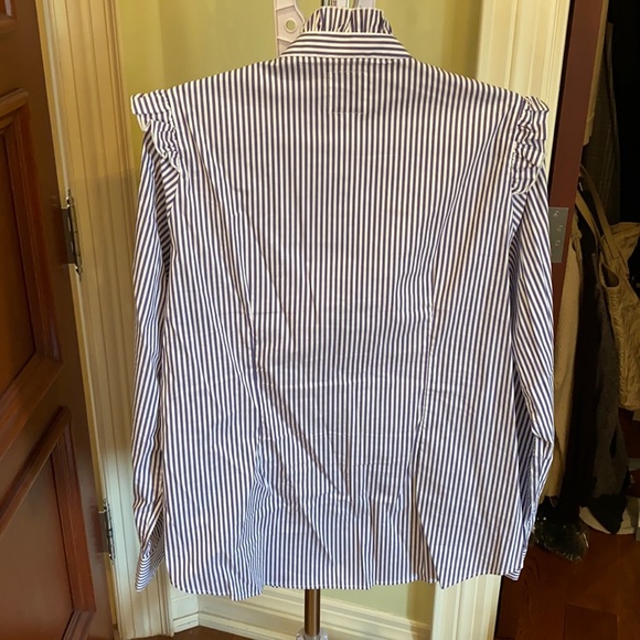 Button down shirt - Picture 2 of 4
